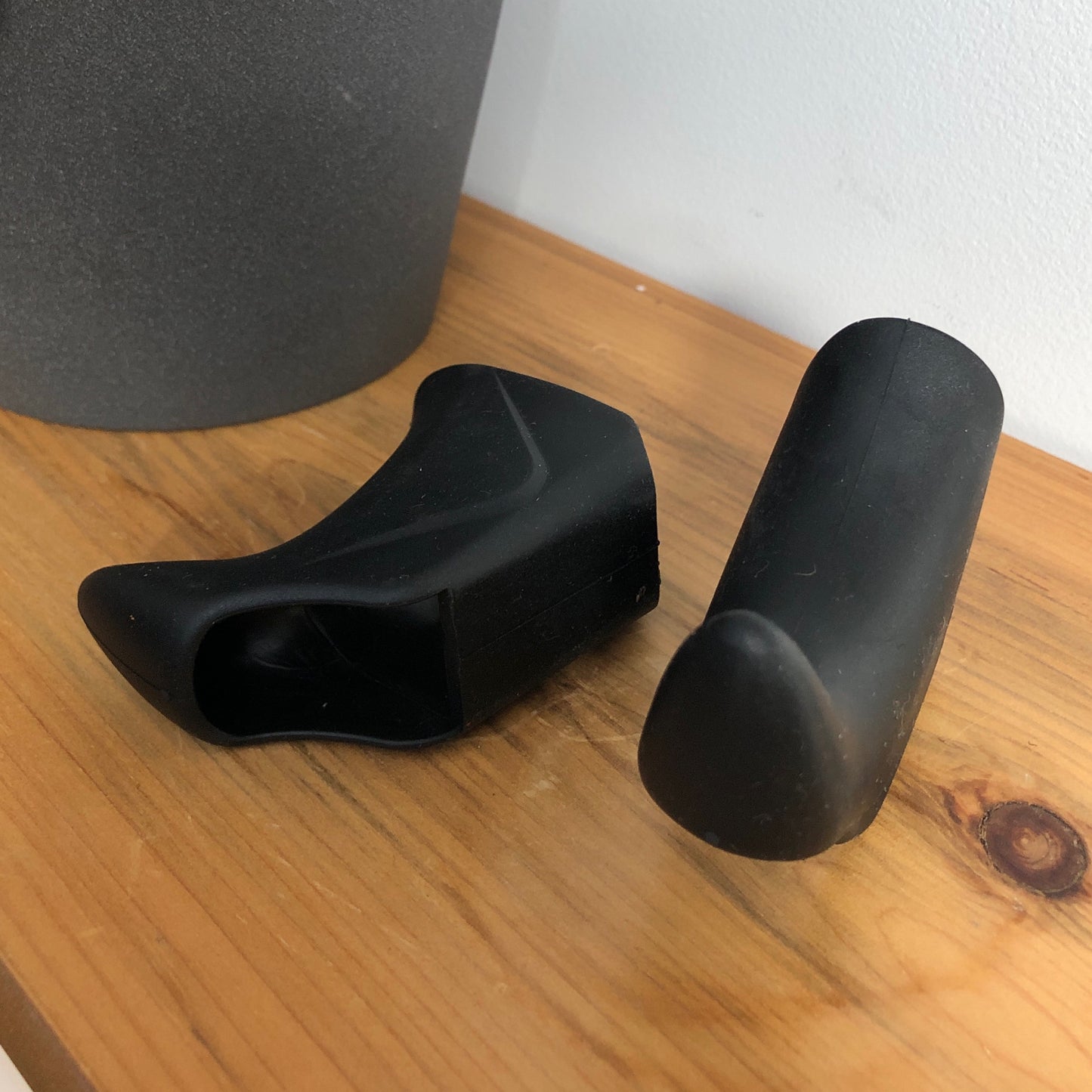 AERO Brake Lever Hoods for Road Bikes