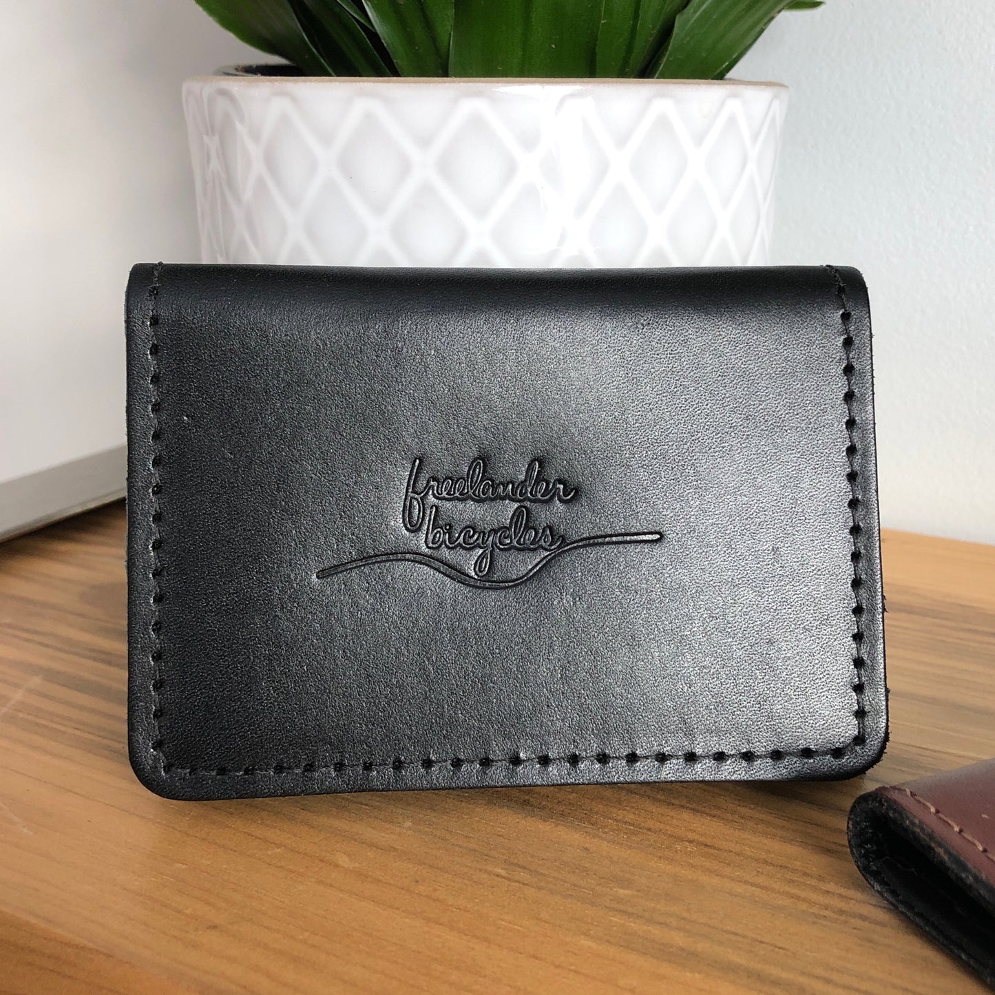 Wallet: Just the Essentials: Black