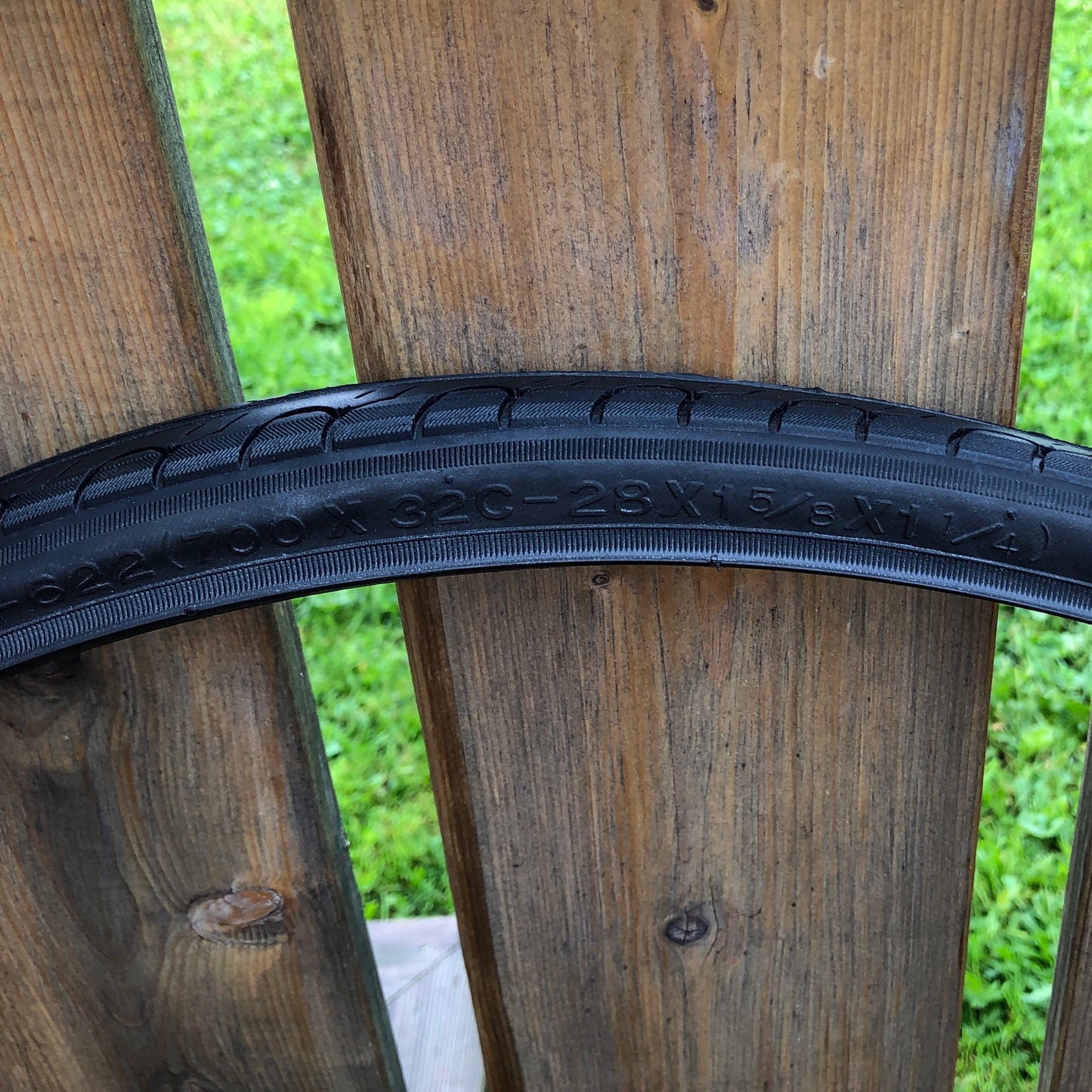 622-Kenda "Kwest" with K-Shield 700 x 32 (32-622) Tire