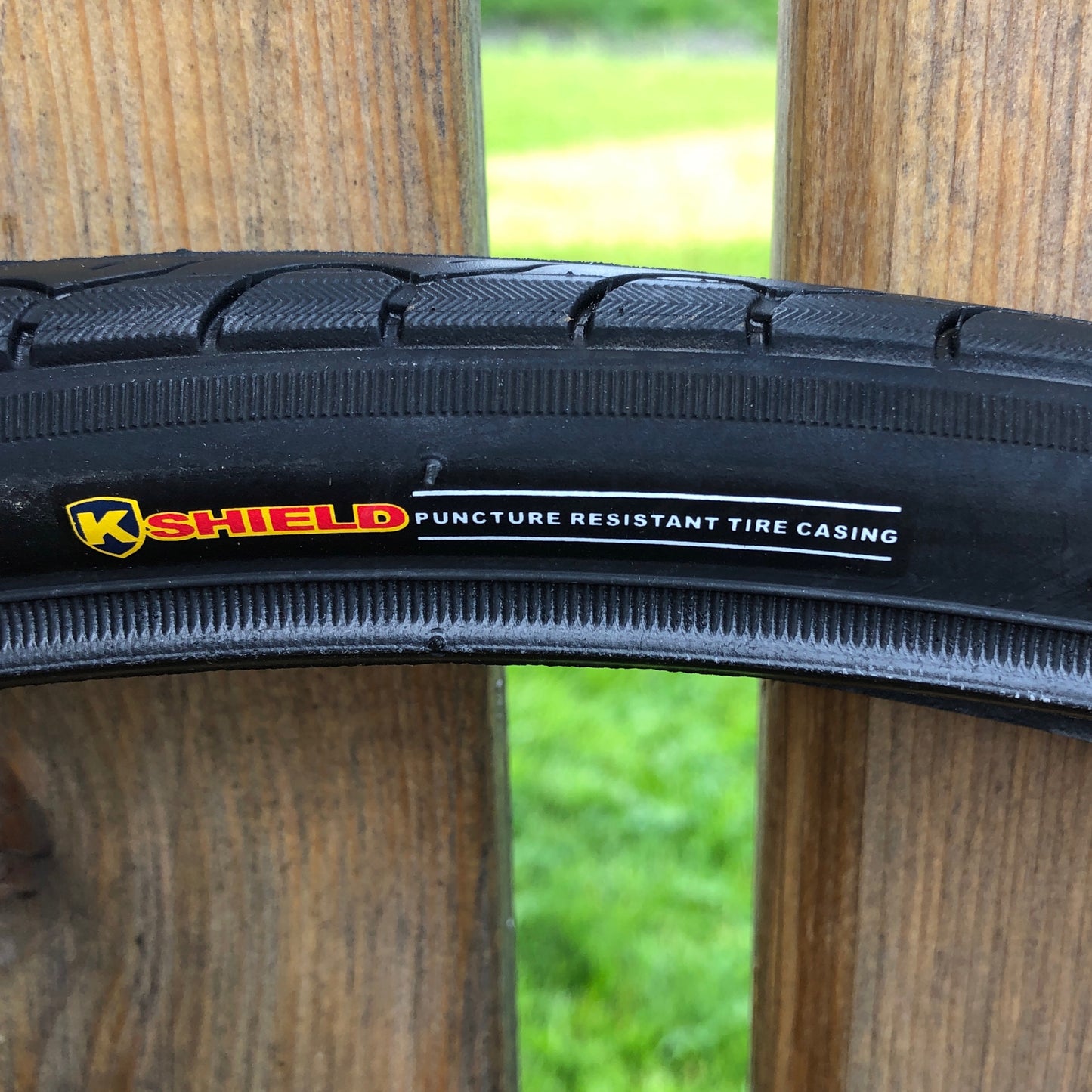 622-Kenda "Kwest" with K-Shield 700 x 28 (28-622) Tire