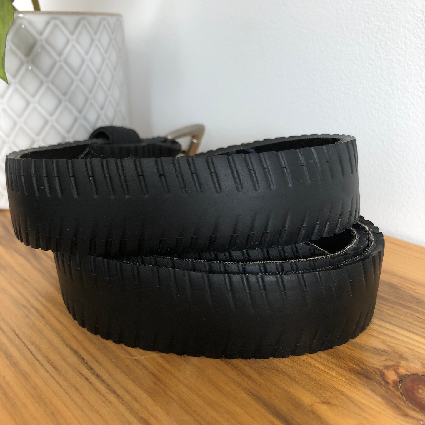 2212 - Recycled Bicycle Tire Belt: Understated