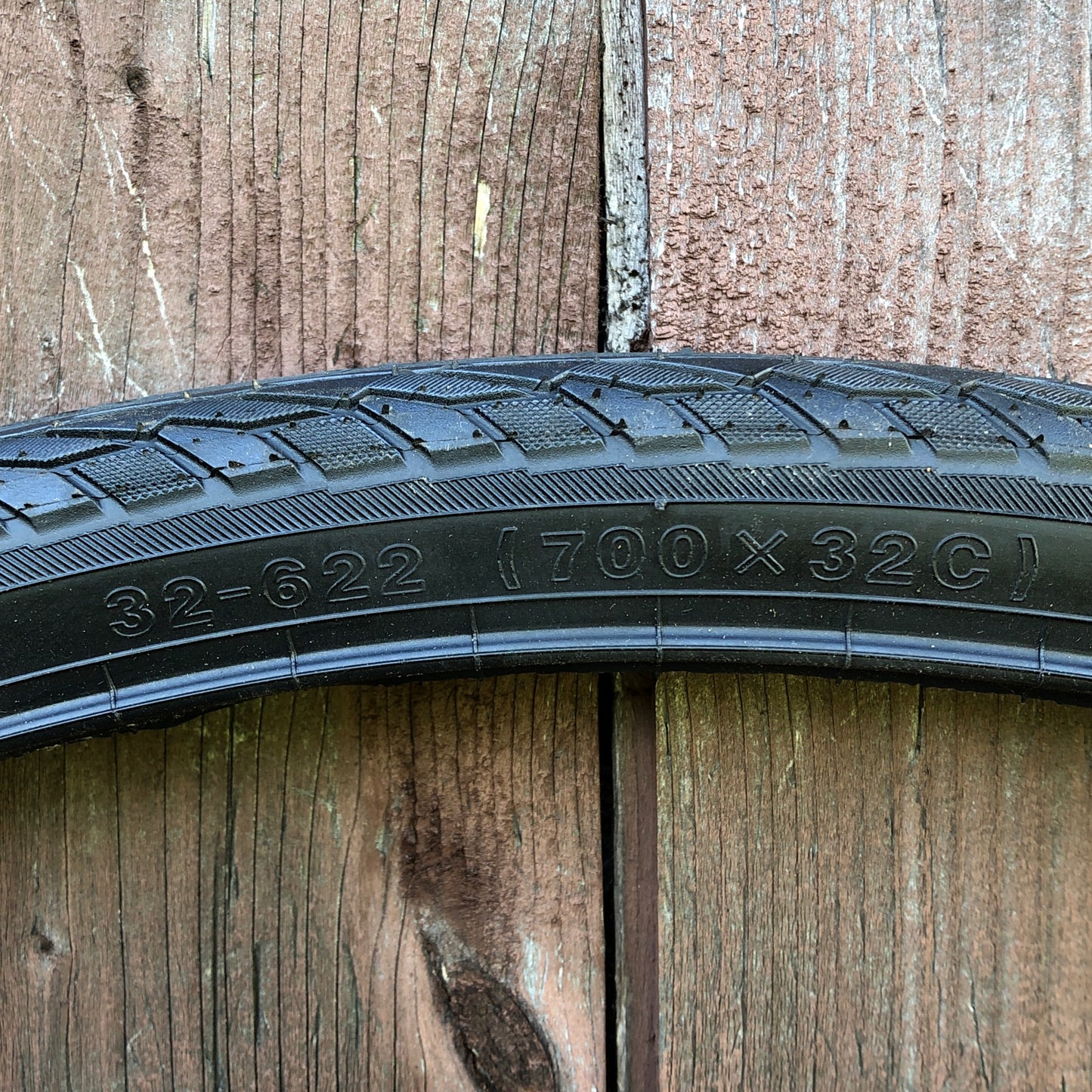 622-CYT H-480 700c (32-622) "Trekking" Black Wall Tire